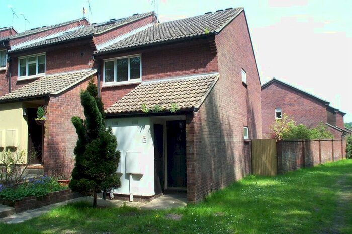 1 Bedroom Flat To Rent In Woodwards, Pease Pottage, Crawley, RH11