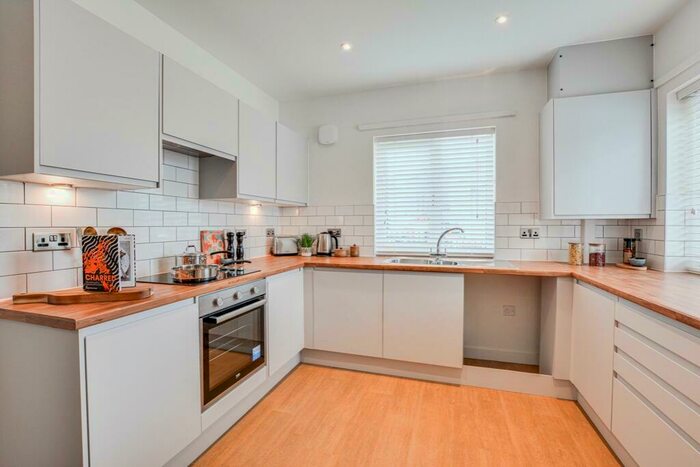 3 Bedroom Town House To Rent In Blackbird Mews, Sheffield, S2