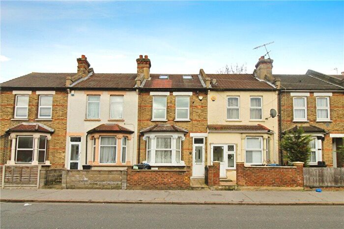 3 Bedroom Terraced House To Rent In Handcroft Road, Croydon, CR0