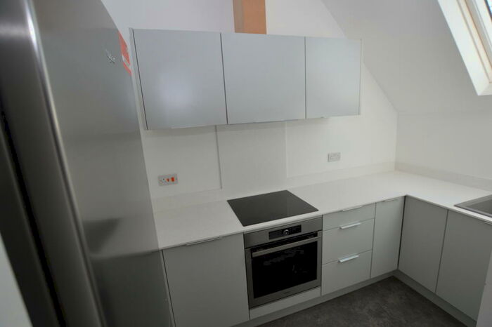 2 Bedroom Apartment To Rent In Victoria Road, Off Ecclesall Road, S10