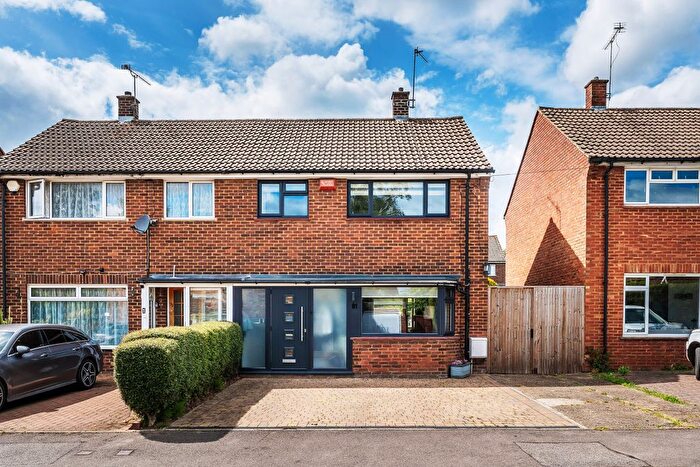 3 Bedroom Semi-Detached House For Sale In Castle Drive, Kemsing, Sevenoaks, Kent, TN15