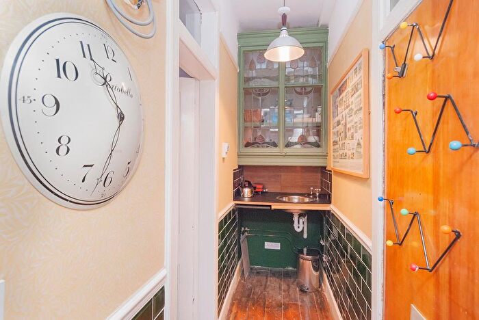 1 Bedroom Flat To Rent In Kings Road, Edinburgh, EH15