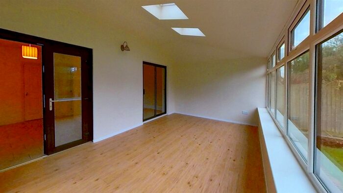 5 Bedroom Detached House To Rent In Plantation Place, Shenley Brook End, Milton Keynes, MK5