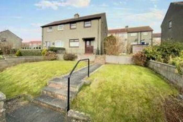 2 Bedroom Semi-Detached House To Rent In Brownhill Street, Dundee, DD2
