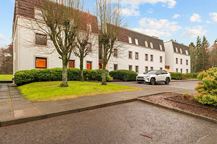 3 Bedroom Flat For Sale In Guthrie Court, Gleneagles Village, PH3