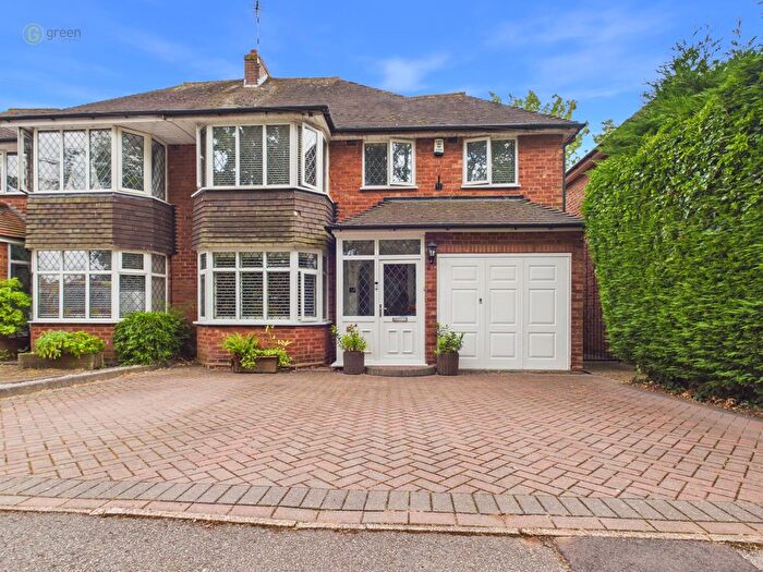 4 Bedroom Semi-Detached House For Sale In West Avenue, Castle Bromwich, B36