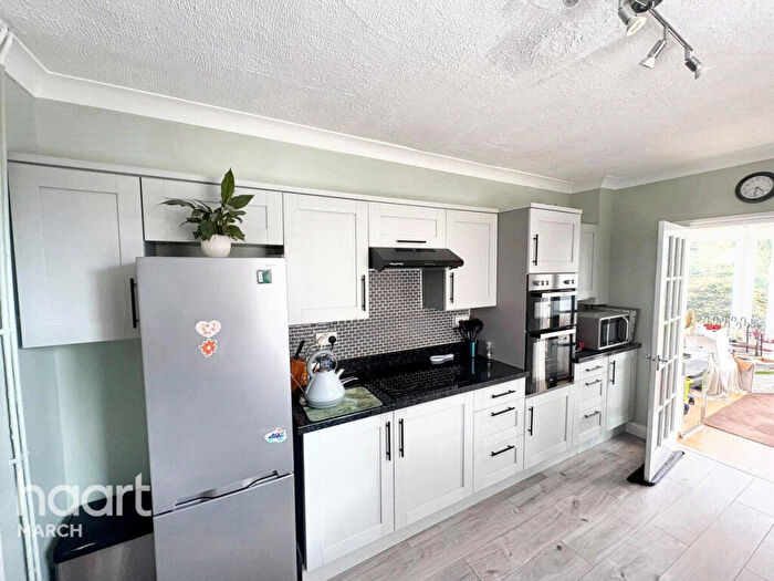 3 Bedroom Detached House For Sale In Norwood Road, March, PE15