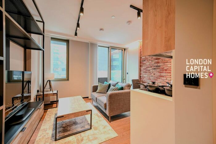 Apartment To Rent In Stage Apartments Hewett Street London, EC2A