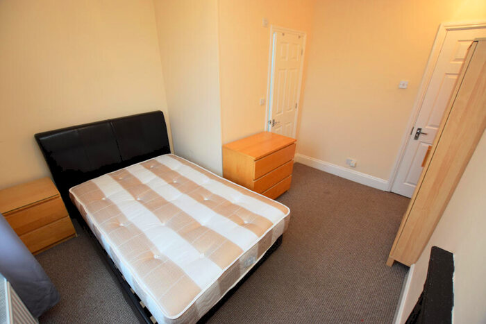 1 Bedroom Terraced House To Rent In Edinburgh Road, Northampton, NN2