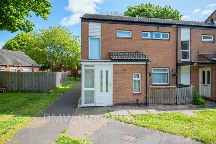 2 Bedroom End Of Terrace House To Rent In Beardsley Gardens, Nottingham, NG2