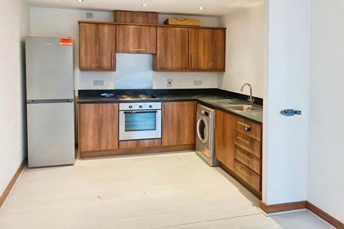 2 Bedroom Flat To Rent In Freeman Court, Southend-On-Sea, SS1