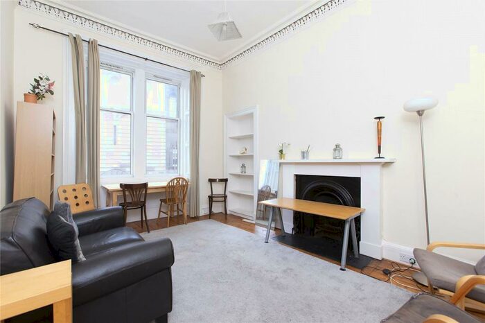 3 Bedroom Apartment To Rent In Teviot Place, Old Town, Edinburgh, EH1