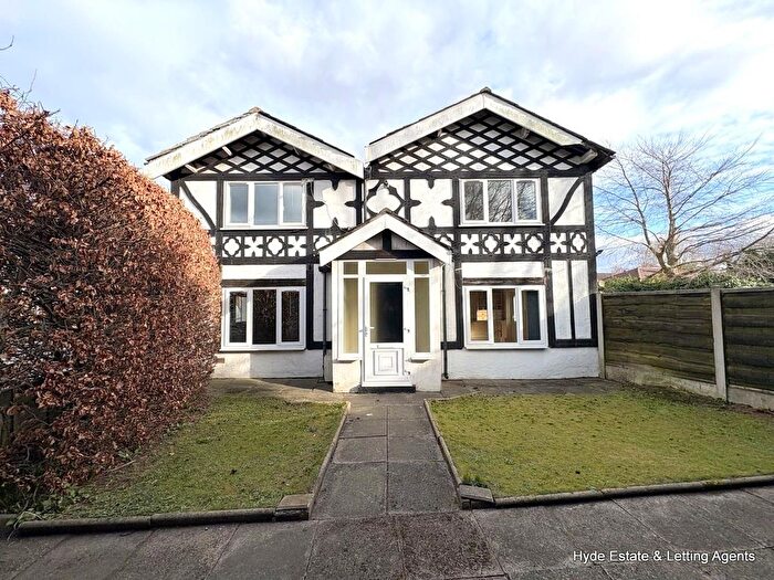 2 Bedroom Cottage To Rent In Bury Old Road, Whitefield, Manchester, M45