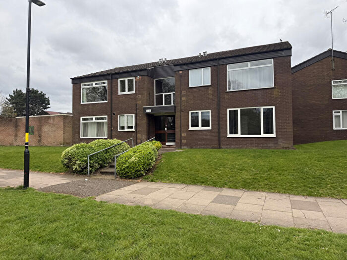 2 Bedroom Terraced House To Rent In Lakeside Walk, Birmingham, B23