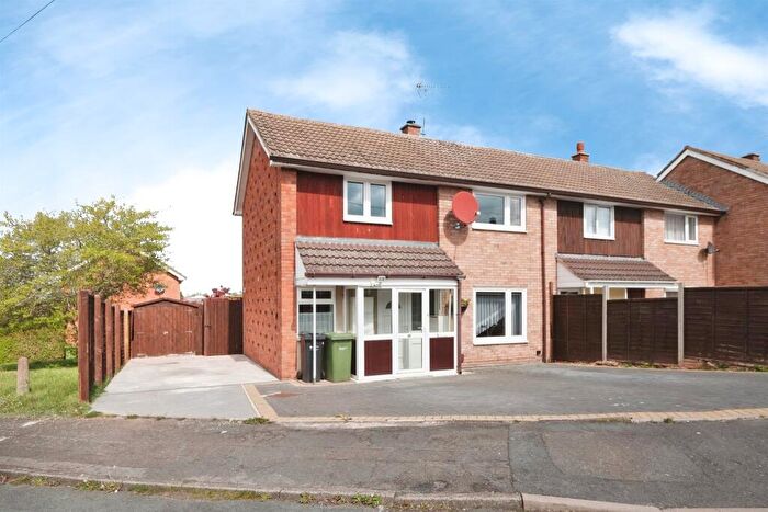 3 Bedroom End Of Terrace House For Sale In Merestone Road, Hereford, HR2