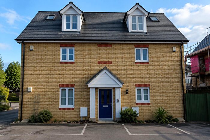1 Bedroom Apartment To Rent In Queens Avenue, Snodland, ME6