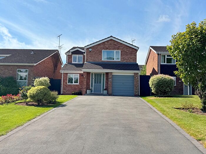 4 Bedroom Detached House For Sale In The Meadows, Leek Wootton, CV35