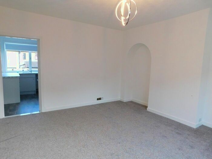 4 Bedroom Semi-Detached House To Rent In Dean Street, Whitburn, Bathgate, EH47