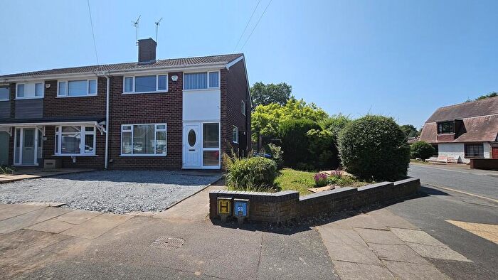 3 Bedroom Semi-Detached House To Rent In Tudor Avenue, Coventry, CV5