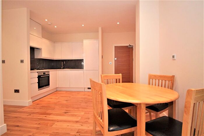 1 Bedroom Flat To Rent In Shirley Street, Canning Town, London, E16