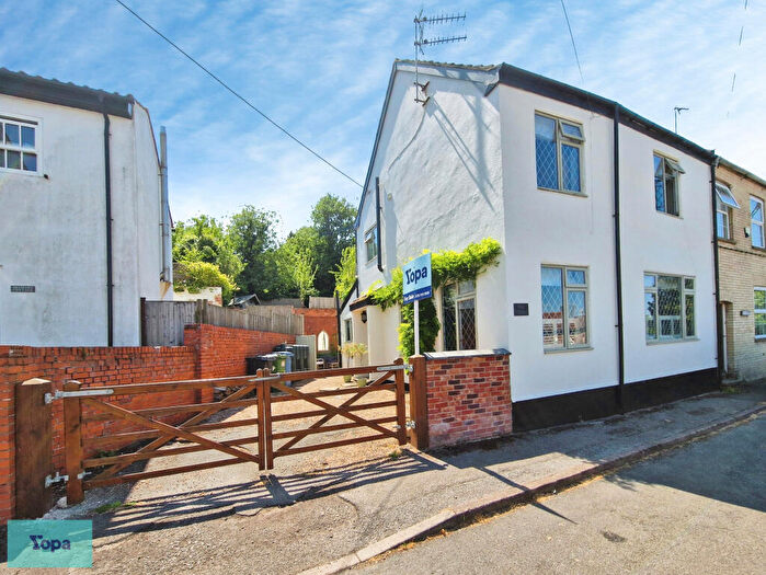 3 Bedroom Cottage For Sale In High Street, Gringley On The Hill, Doncaster, DN10