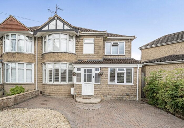 3 Bedroom Semi Detached House For Sale In Cornwall Avenue, Rodbourne Cheney, Swindon, SN2
