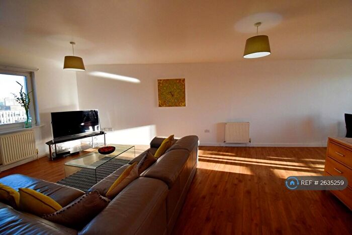 3 Bedroom Penthouse To Rent In Woolmonger Street, Northampton, NN1