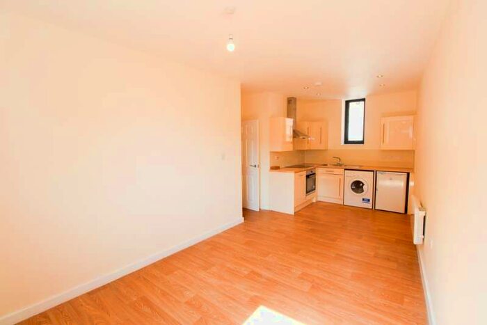 1 Bedroom Flat To Rent In Percy Street, Hanley, Stoke-on-trent, ST1