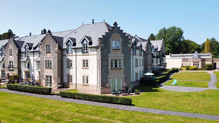 2 Bedroom Flat For Sale In Western Courtyard, Talygarn, CF72