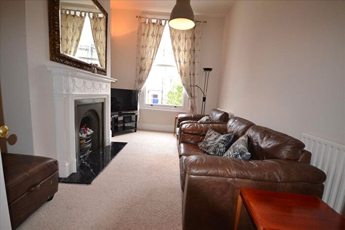 1 Bedroom Flat To Rent In St Julians Road, London, NW6