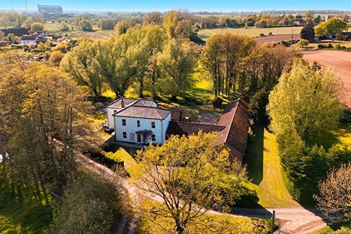 5 Bedroom Detached House For Sale In Marsh Road The Common, Limpenhoe -, NR13
