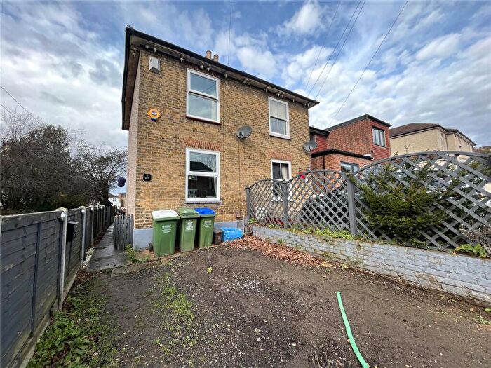 2 Bedroom Semi-Detached House To Rent In Lewin Road, Bexleyheath, Kent, DA6