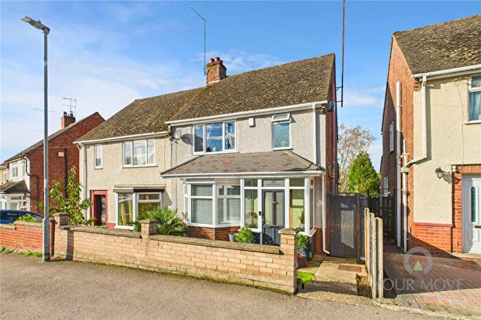 3 Bedroom Semi-Detached House For Sale In Bryant Road, Kettering, Northamptonshire, NN15