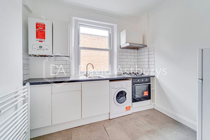 1 Bedroom Flat To Rent In Sussex Way, Archway, London, N19