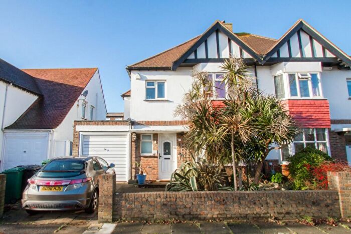 3 Bedroom Semi-Detached House To Rent In Derek Avenue, Hove, BN3