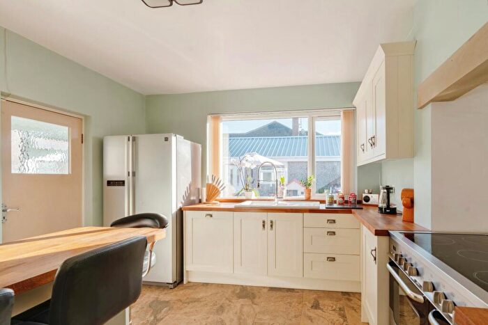 2 Bedroom Bungalow For Sale In Highfield Avenue, Burnley, Lancashire, BB10
