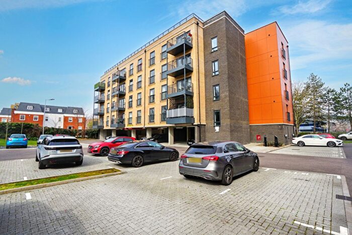 1 Bedroom Flat For Sale In Pippin Court, St. Marys Road, Greenhithe, Kent, DA9
