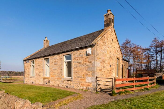 2 Bedroom Cottage For Sale In Roddinglaw Road, Gogar, Edinburgh, EH12