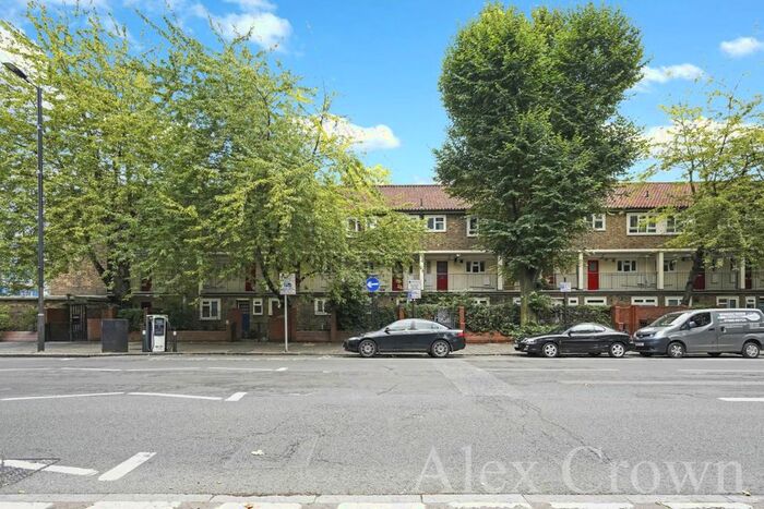 3 Bedroom Flat To Rent In Seven Sisters Road, London, N7