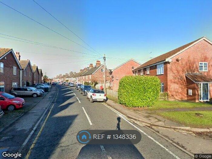 2 Bedroom Maisonette To Rent In Station Road, Lingfield, RH7