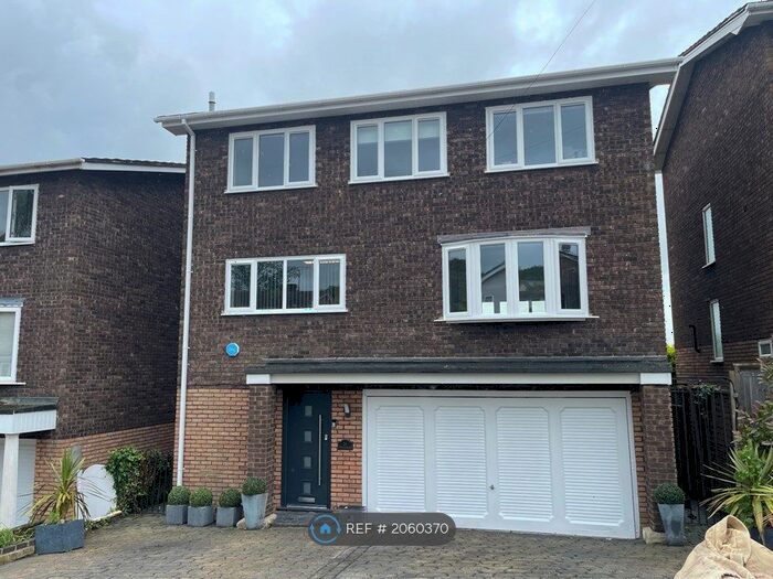 4 Bedroom Detached House To Rent In Fernlea Road, Benfleet, SS7