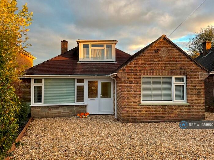 3 Bedroom Bungalow To Rent In Peverells Road, Chandler's Ford, Eastleigh, SO53