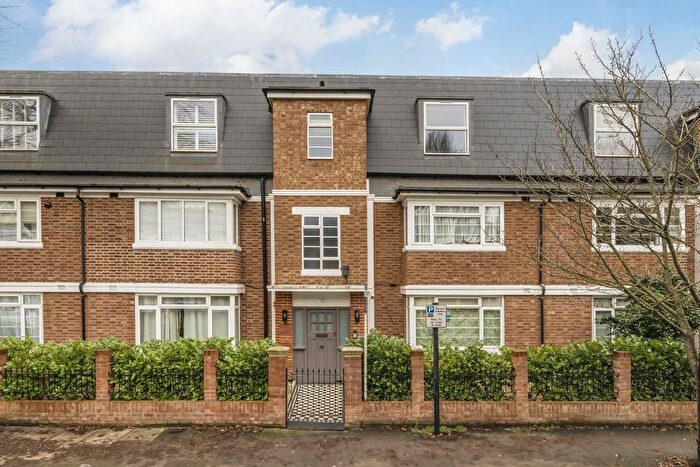 1 Bedroom Flat To Rent In Grafton Road, London, W3