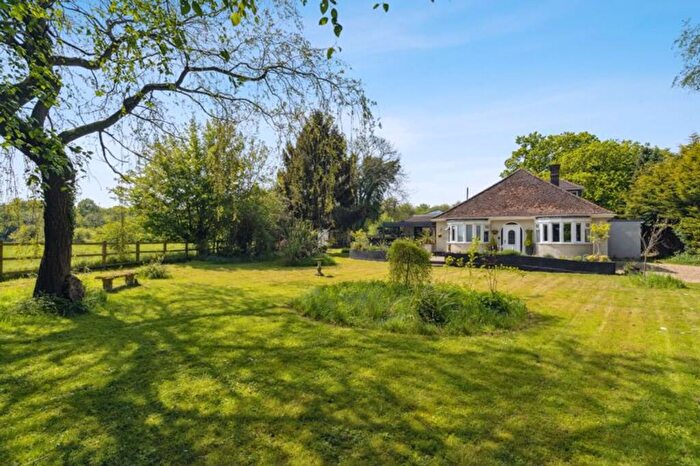 5 Bedroom Detached House For Sale In Kensworth, Bedfordshire, LU6