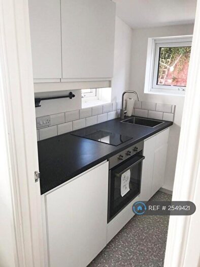 1 Bedroom Flat To Rent In Raleigh Road, Exeter, EX1