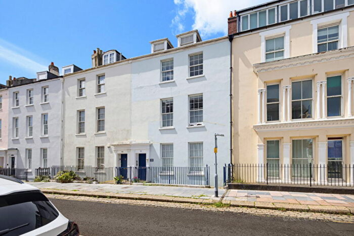3 Bedroom Duplex For Sale In Durnford Street, Stonehouse, Plymouth, PL1