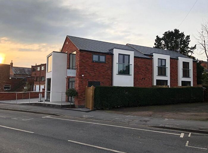 2 Bedroom Property To Rent In Alexandra House, Nottingham, NG12