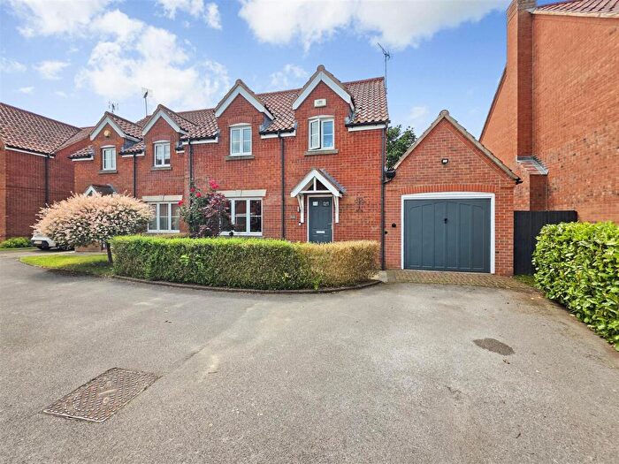 3 Bedroom Semi-Detached House For Sale In Hawthorn Close, Bleasby, Nottingham, NG14