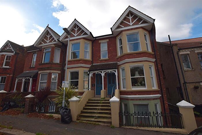 3 Bedroom Maisonette To Rent In Nelson Road, Hastings, TN34