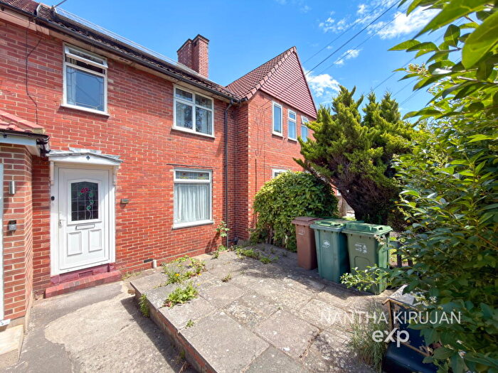 3 Bedroom Terraced House To Rent In Green Wrythe Lane, Carshalton, SM5